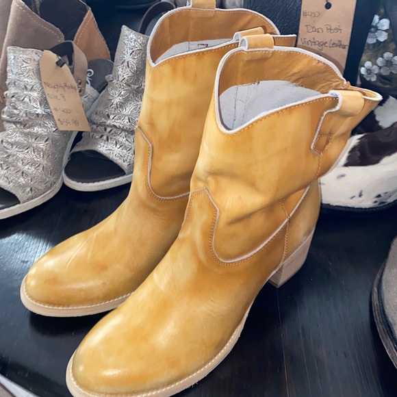 Firenze Leather Boots - Picture 1 of 4